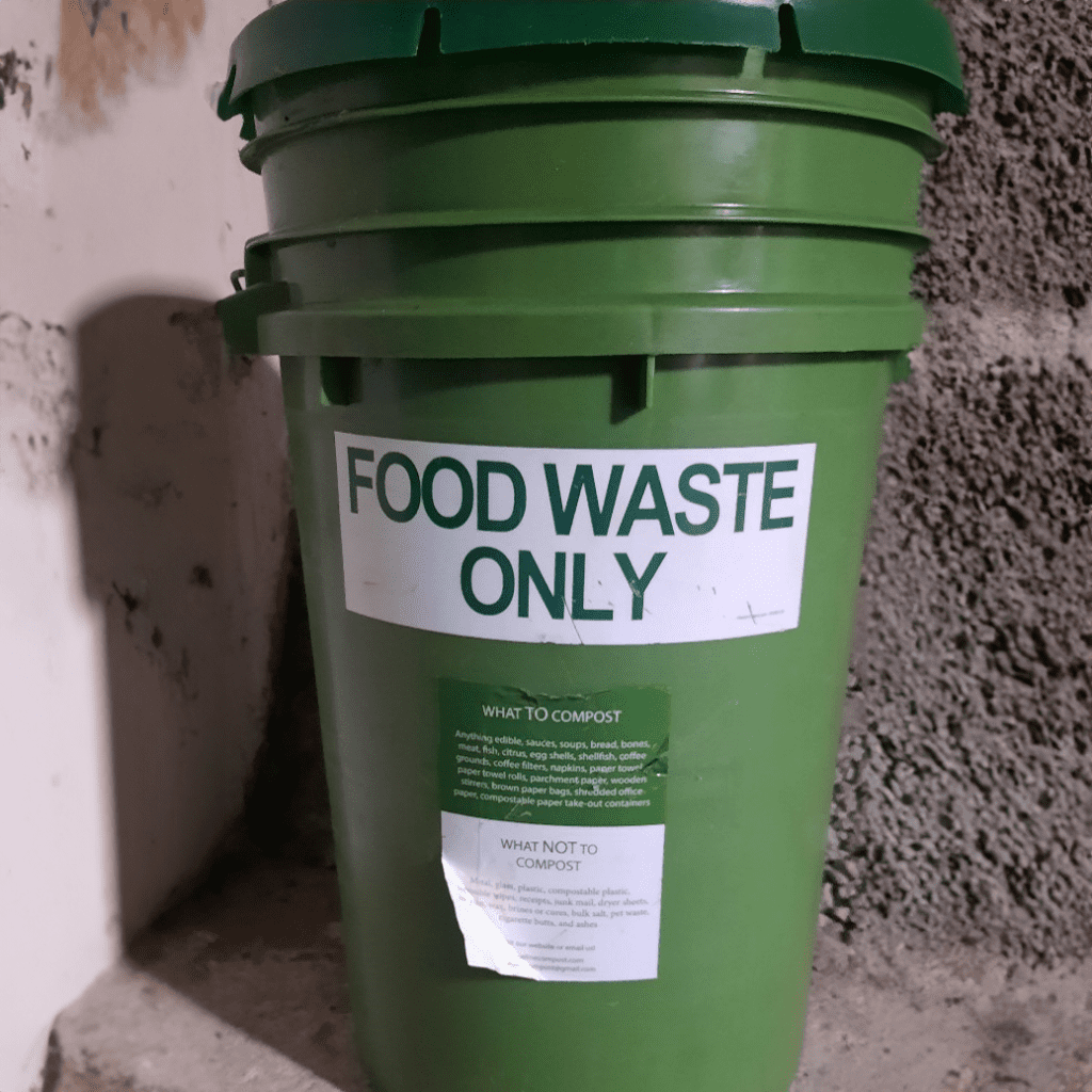 green food waste only 5 gallon bucket